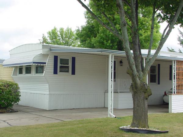 4694 Longmeadow West, Saginaw, MI 48603 