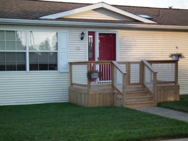 112 Riverview Circle, Saline, MI 48176 
