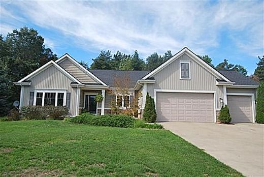 Kings Way, Saugatuck, MI 49453 