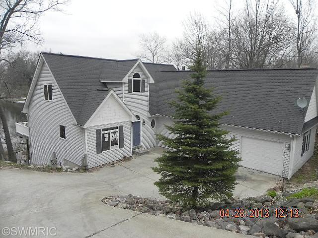 South Lake Doster Rd, Plainwell, MI 49080 
