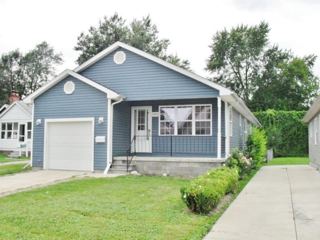 22463 Piper Ave, Eastpointe, MI 48021 