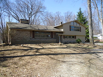 Brookside, Jackson, MI 49203 