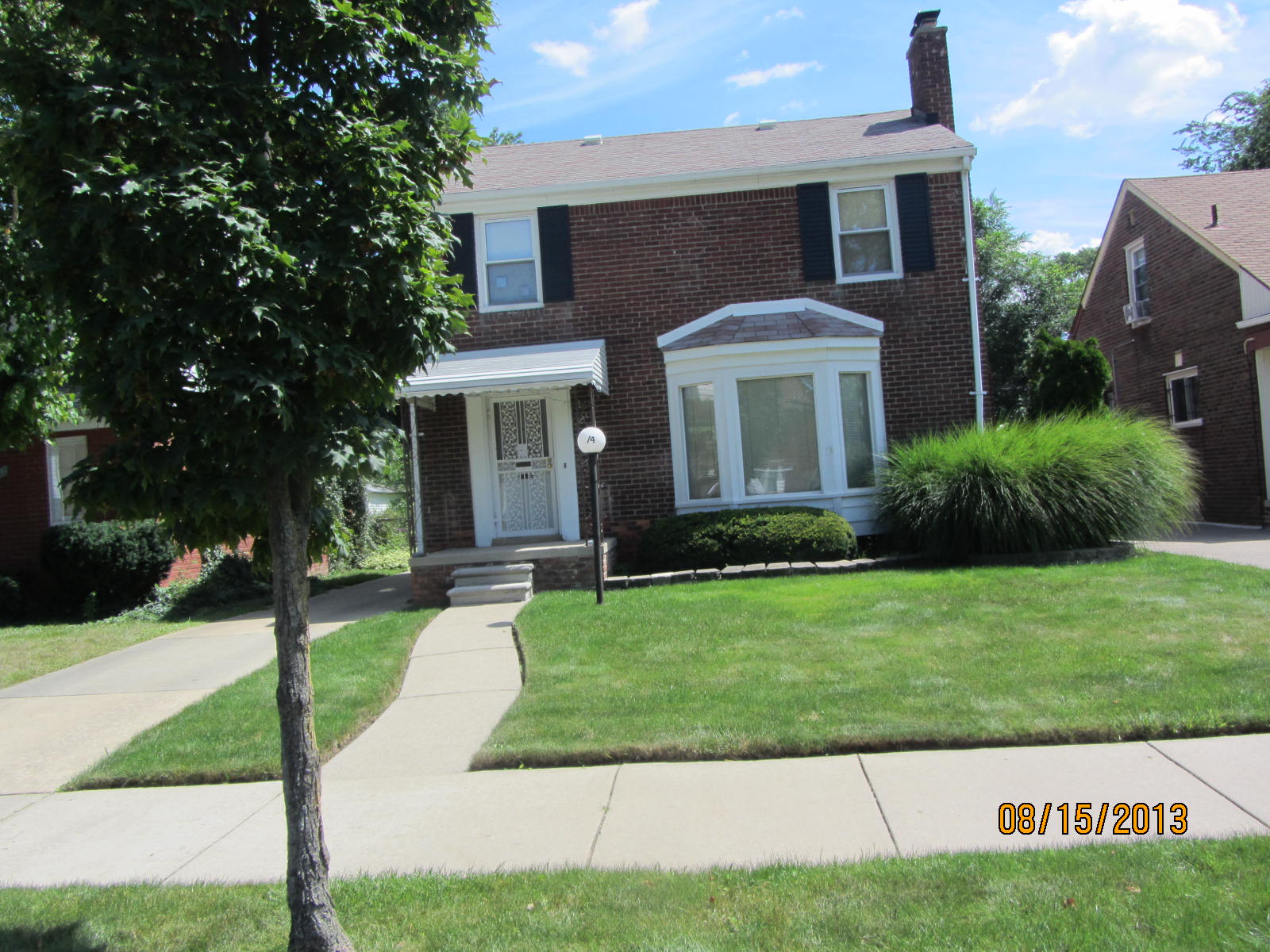 8274 Meyers Rd, Detroit, MI 48228 