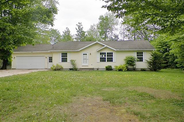 Timber Lane, Cheboygan, MI 49721 