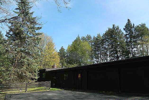 Milton, Perry, MI 48872 