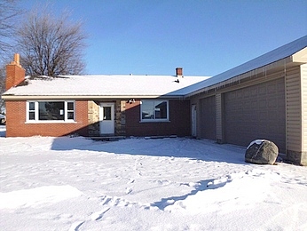 Mast, Harrison Township, MI 48045 