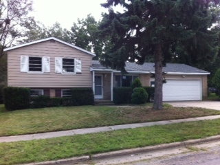 780 Bungalow St SW, Wyoming, MI 49509 