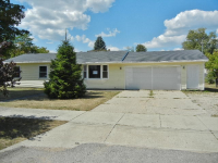 715 Selma St, Cadillac, MI 49601 