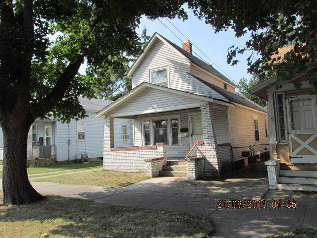 923 2nd Street NW, Grand Rapids, MI 49504 