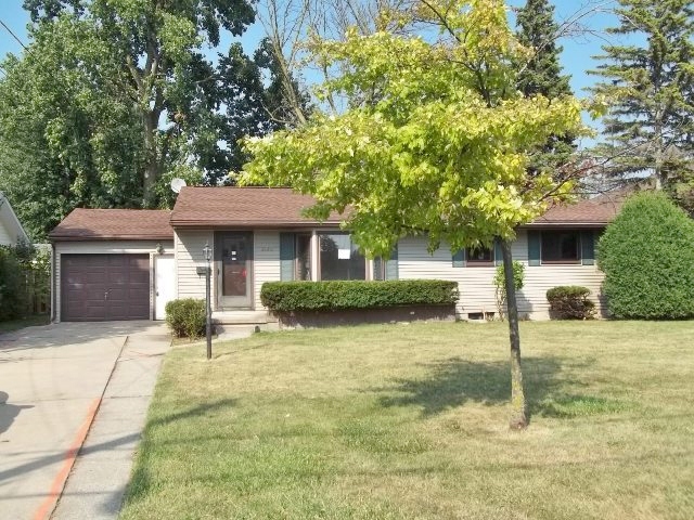 2120 Brockway St, Saginaw, MI 48602 