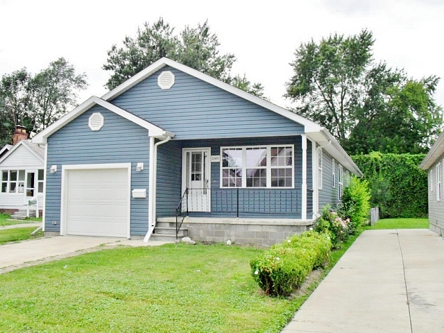 Piper Ave, Eastpointe, MI 48021 