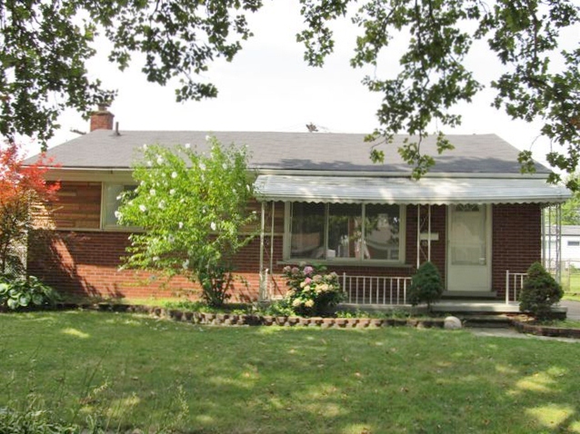 16722 Cameron St, Southgate, MI 48195 