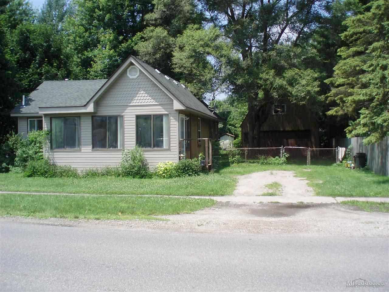 State, Algonac, MI 48001 