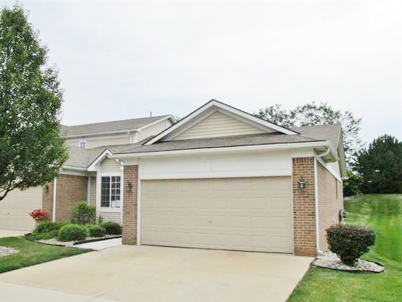 17707 Liberty Ln #70, Brownstown, MI 48193 