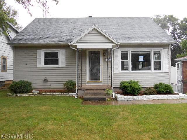 Searles, Benton Harbor, MI 49022 