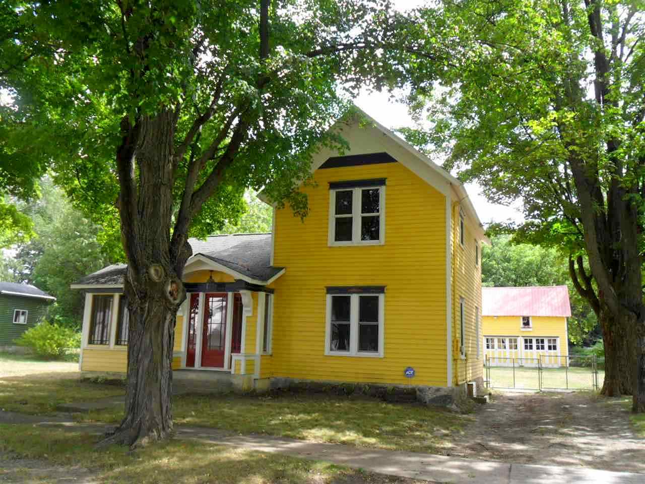 E Henry St, Mesick, MI 49668 