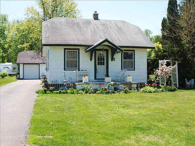 W Dean Rd, Temperance, MI 48182 