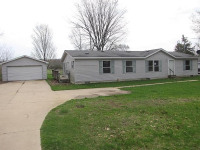 Klumbis, Dowagiac, MI 49047 