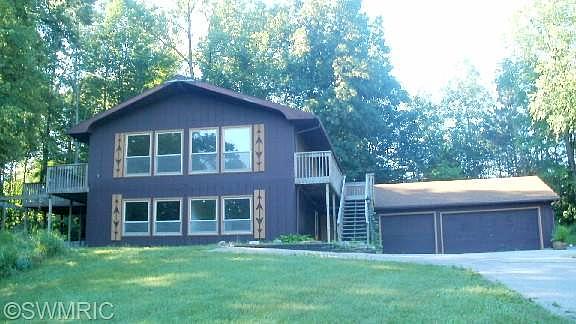 Grand River, Lowell, MI 49331 