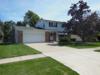 811 Arlington Drive, Lansing, MI 48917 