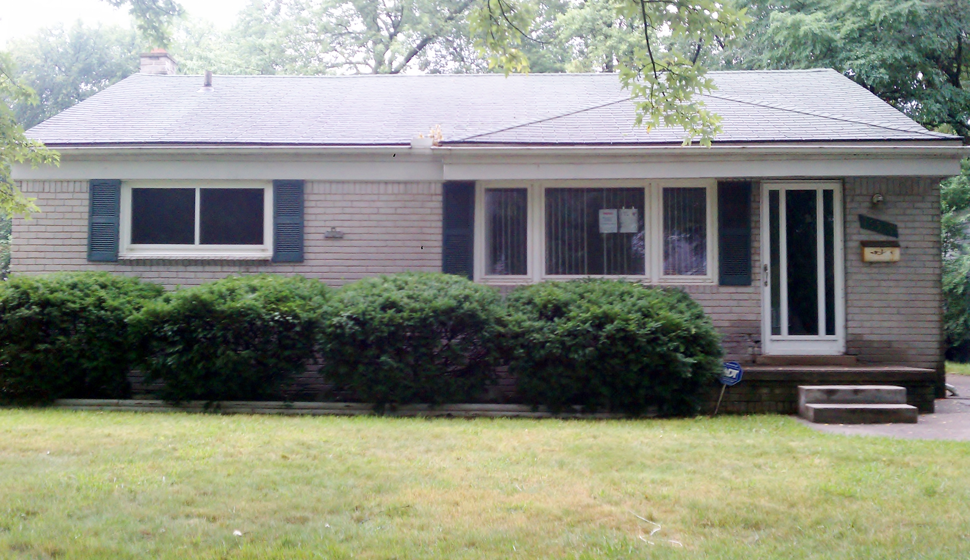 16581 Lenore, Detroit, MI 48219 