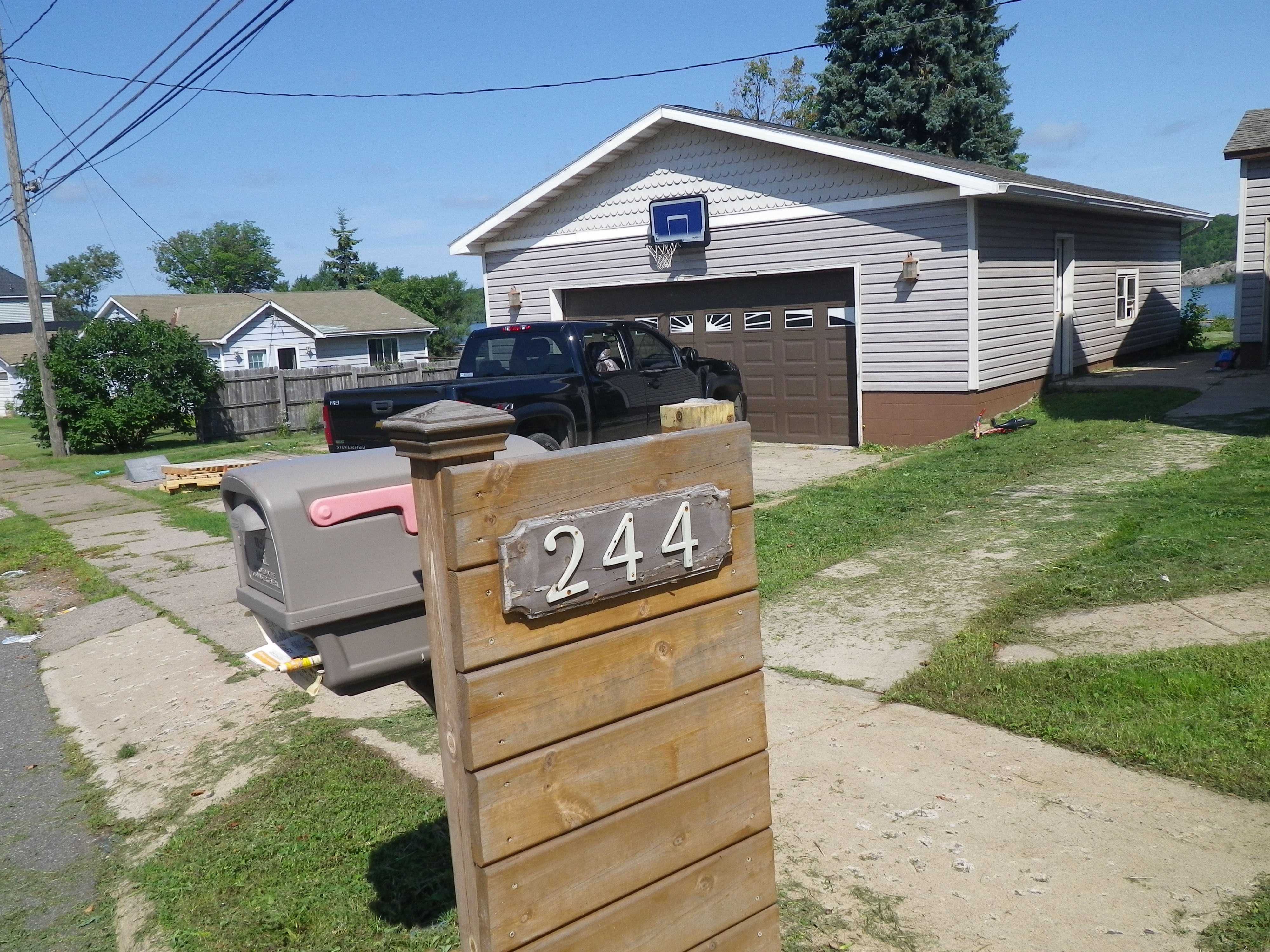 244 W Water St, Negaunee, MI 49866 