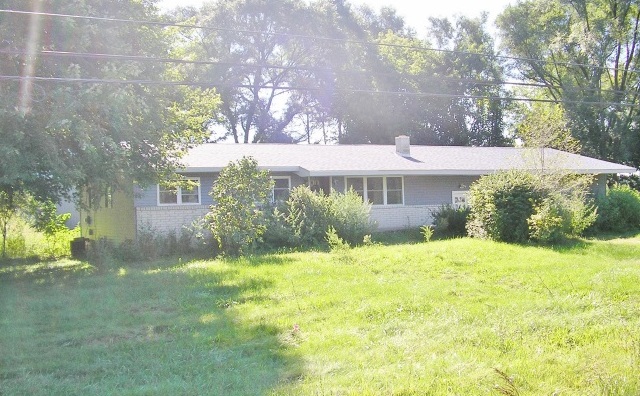 2566 North Raisinville Road, Monroe, MI 48162 