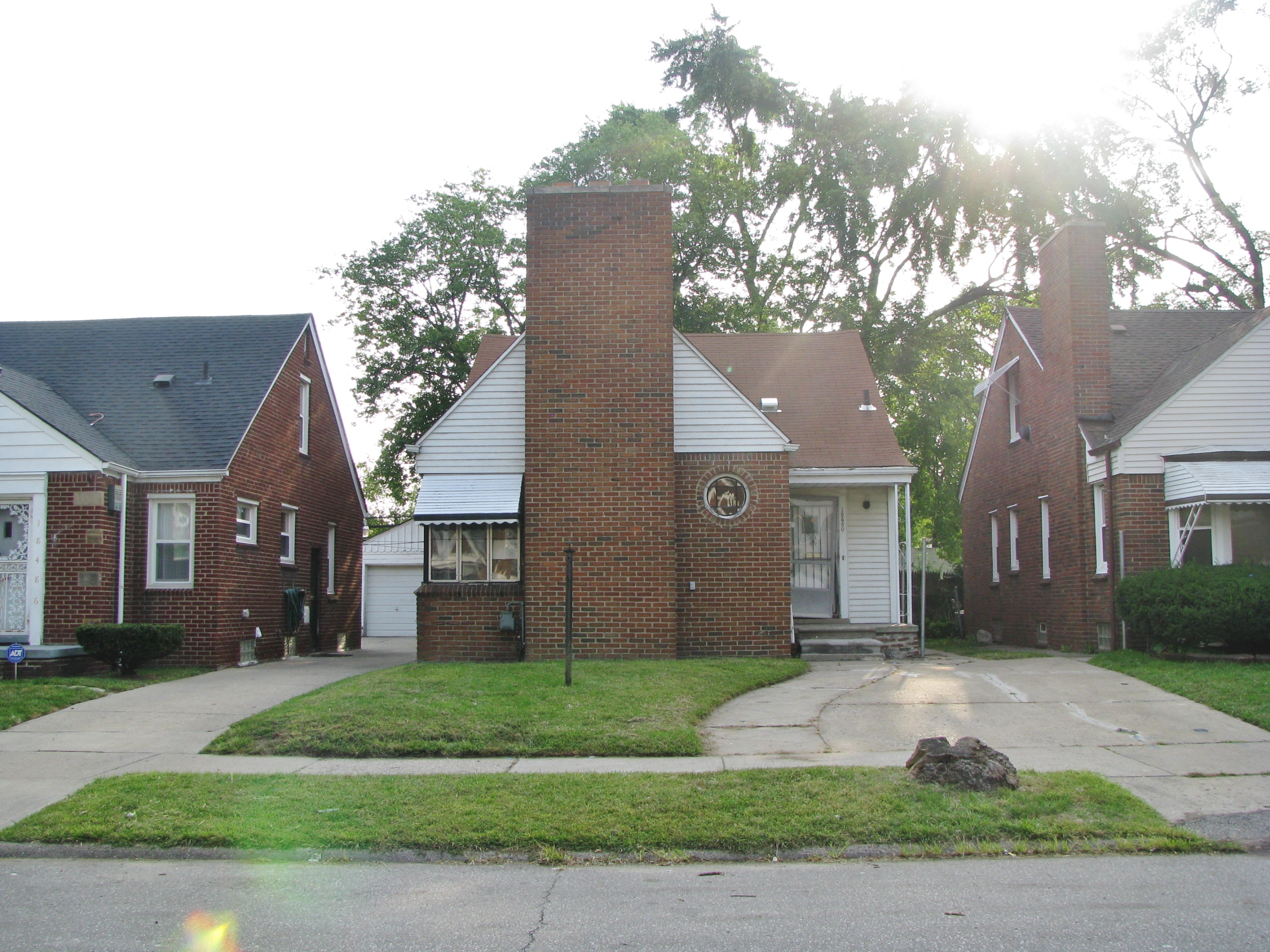 18480 Washburn St, Detroit, MI 48221 