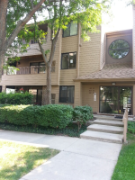 2465 Riverside #208 Unit 33, Trenton, MI 48183 