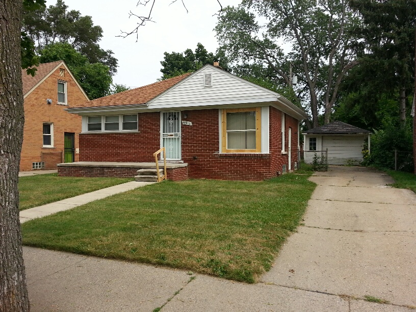 19930 Lahser Rd, Detroit, MI 48219 