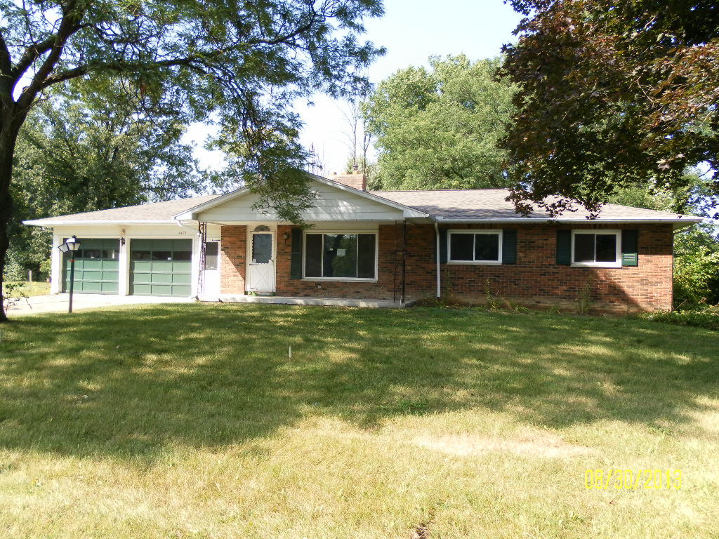 4421 Rosethorn Cir, Burton, MI 48509 