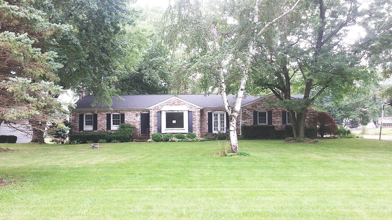 4111 Sheraton Drive, Flint, MI 48532 