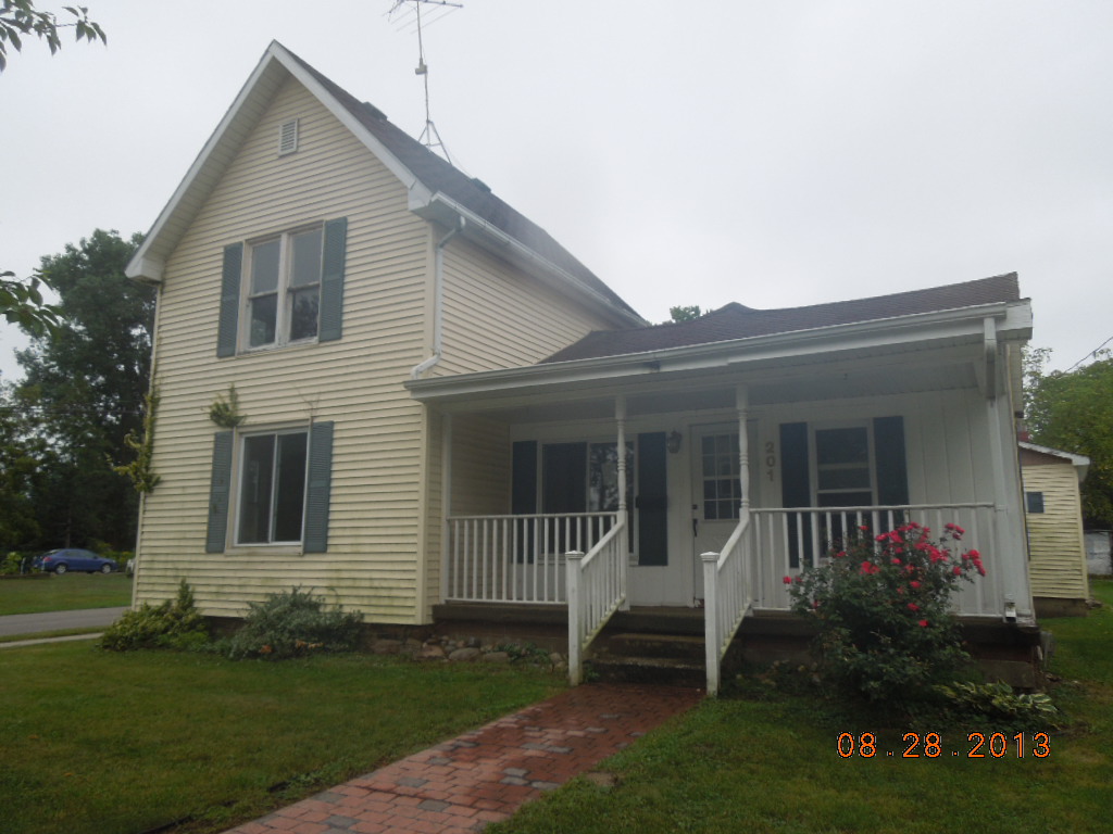 201 W Williams St, Corunna, MI 48817 