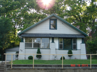 28 Maple Grove Ave, Battle Creek, MI 49017 
