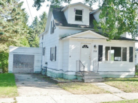 338 Marble St, Cadillac, MI 49601 