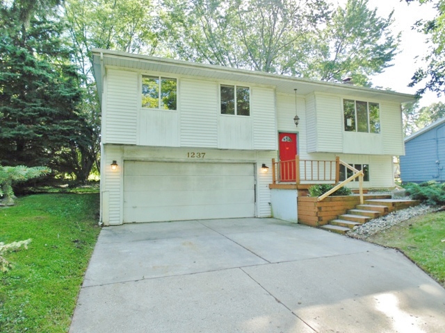 1237 Longspur Dr, Dewitt, MI 48820 