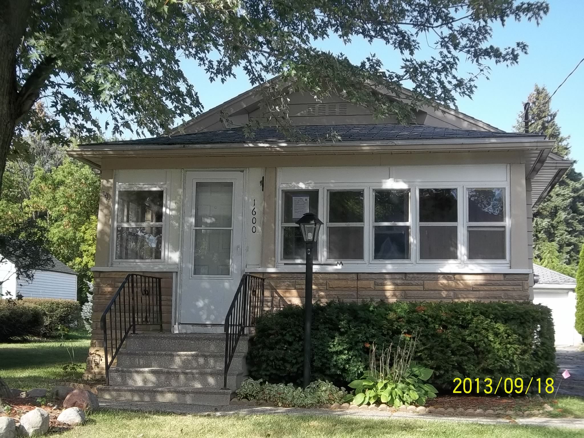 1600 Houran St, Flint, MI 48532 