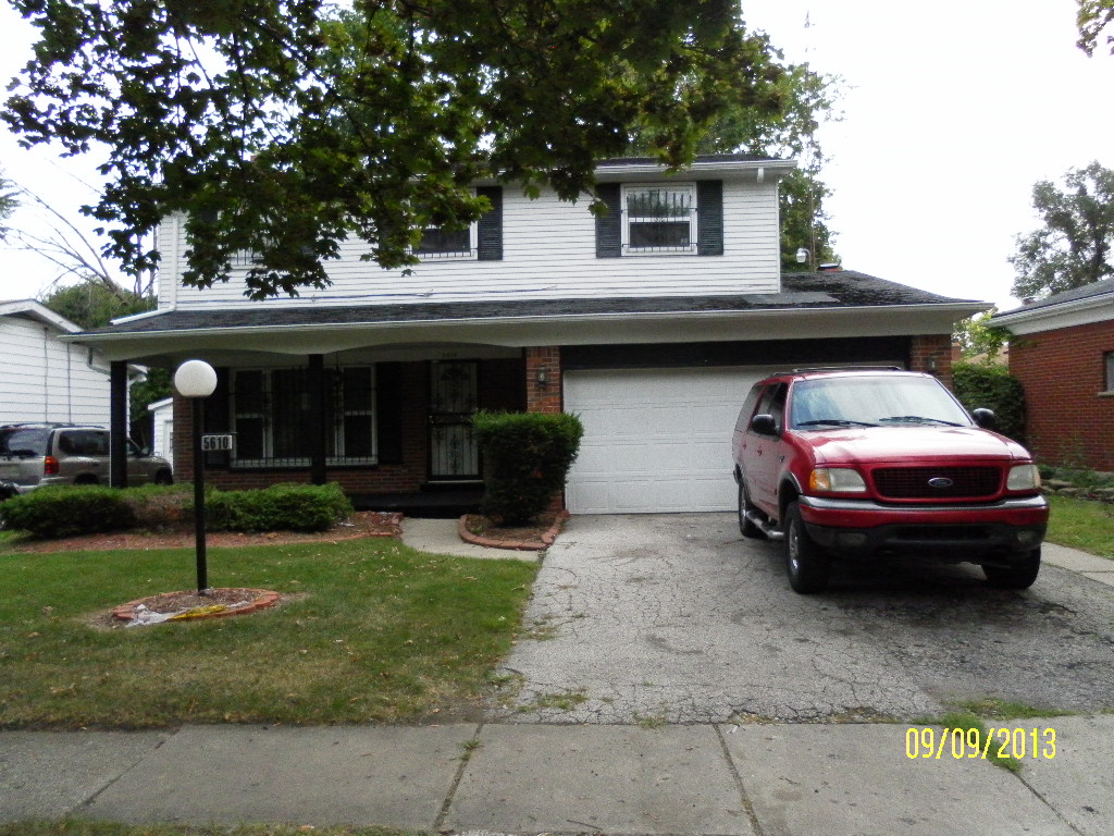 5610 Oxley Dr, Flint, MI 48504 
