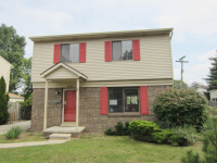 8702 Hazelton St, Dearborn Heights, MI 48127 