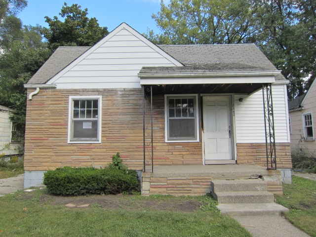 8442 Auburn St, Detroit, MI 48228 