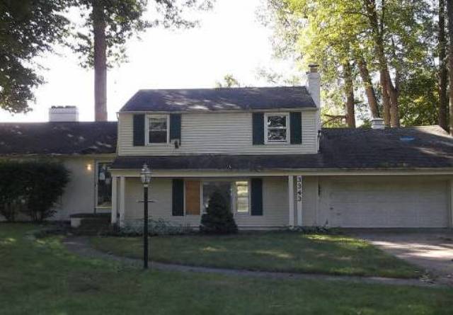 3343 Deepwood Dr, Lambertville, MI 48144 