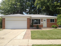 30723 Sutherland Ave, Warren, MI 48088 