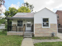 7601 Mayfair St, Taylor, MI 48180 