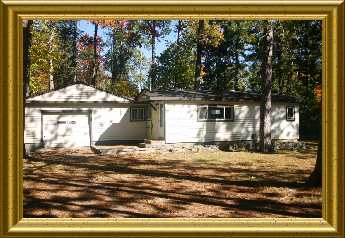 2138 S Wakeley Bridge Rd, Grayling, MI 49738 