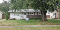 1577 Oakcrest St, Wyoming, MI 49509 