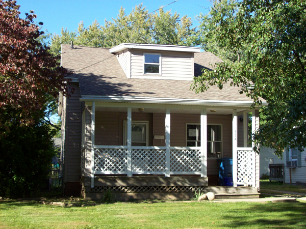 2216 Amherst Ave, Kalamazoo, MI 49008 