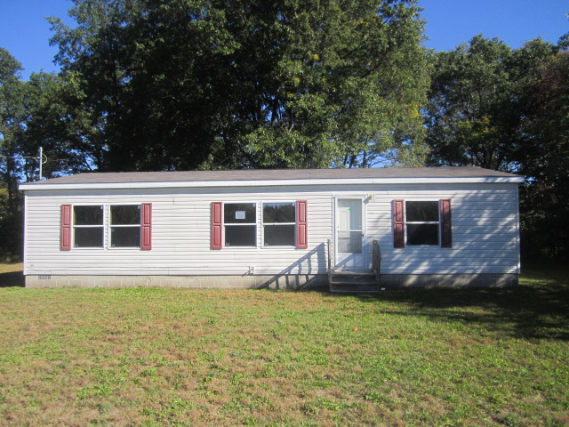 2584 Scenic View Dr, Rothbury, MI 49452 
