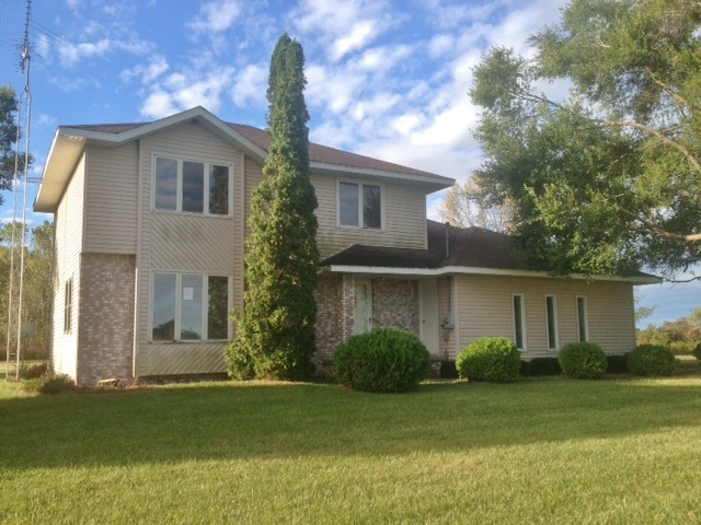 2243 Palmer Rd, Standish, MI 48658 