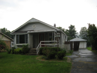 24642 Woodland Dr, Brownstown, MI 48134 