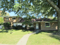 8100 Riverview St, Dearborn Heights, MI 48127 